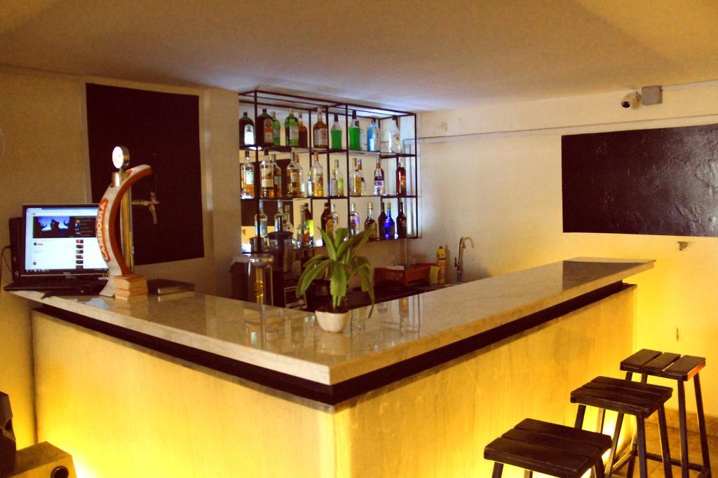 B52 Hostel Phnom Penh Extérieur photo