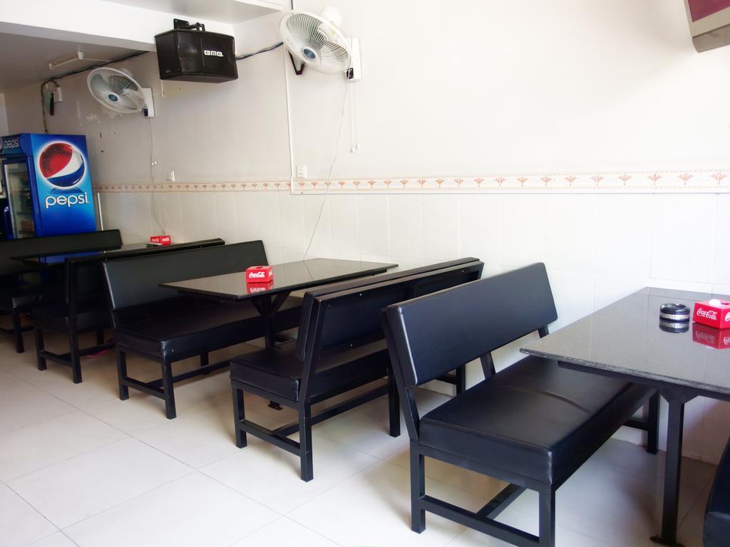 B52 Hostel Phnom Penh Extérieur photo