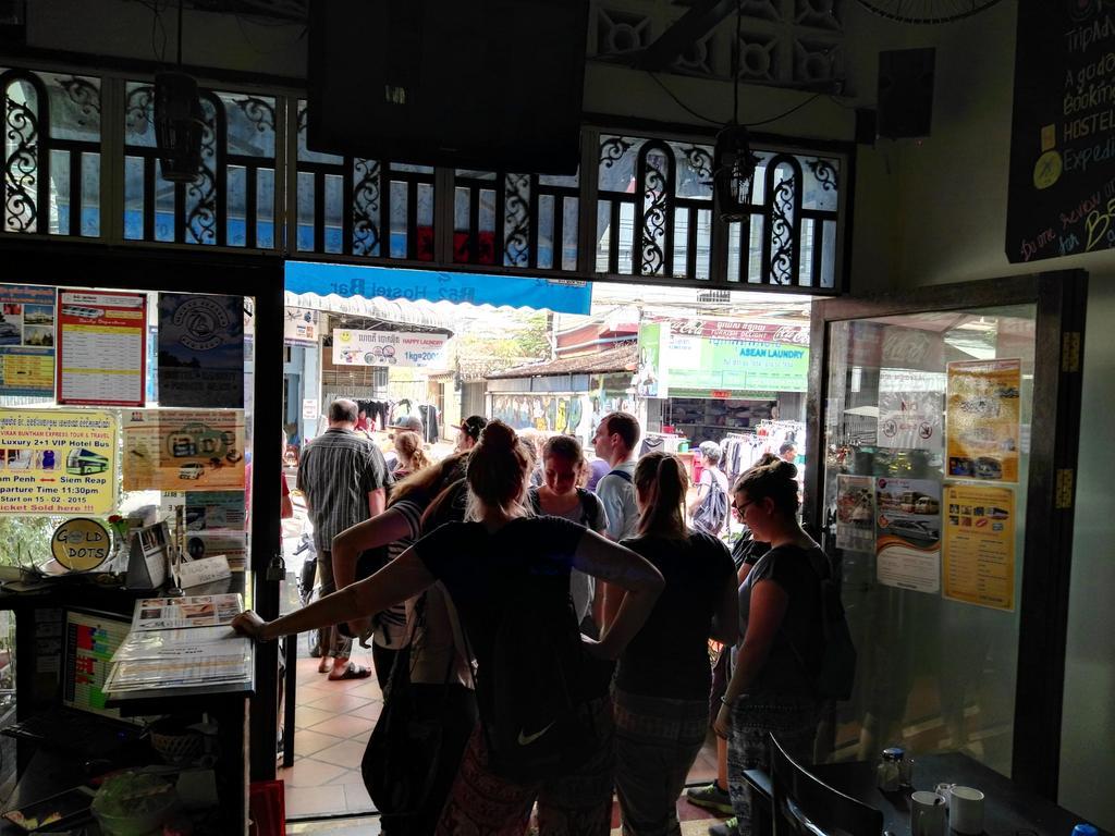 B52 Hostel Phnom Penh Extérieur photo
